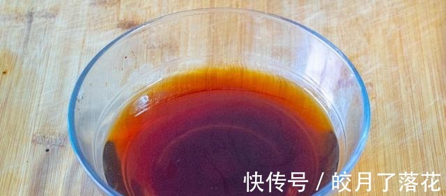 炸小酥肉时,面糊是关键,花椒是灵魂,1种做法2种吃法,超正宗!