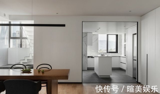 山景|164平极简主义四居室,开放式设计山景融景很有开阔感