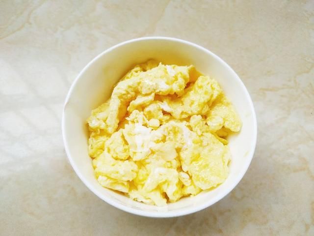风赋|它被称为“水中参”,含有17种氨基酸,搭配鸡蛋和虾仁,开胃下饭
