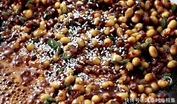 黄豆辣椒酱|家人最爱吃的黄豆酱,在家就能做,香辣可口,比买的还好吃