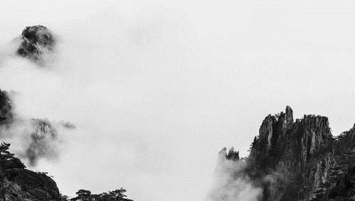 李白最经典的一首诗,开篇就惊艳了世人,堪称唐诗巅峰之作