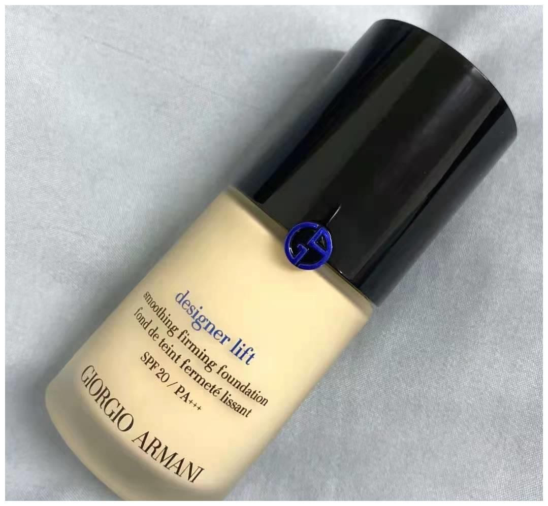 粉底液卡粉，浮粉的原因是什么？