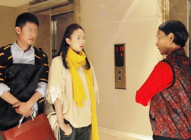 新娘|“最美婆婆”火了,新娘全程“黑着脸”,网友:是来抢风头的吗