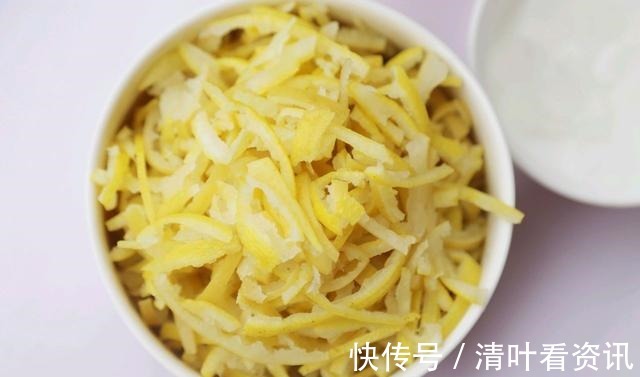 肌肤|蜂蜜和“它”天生一对,早晚喝点,美白淡斑,肌肤紧致,裸妆也美