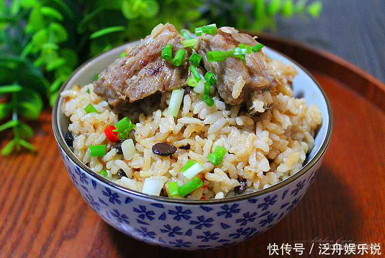 土豆|夏天做饭太热5道懒人焖饭,不用炒,只用一个电饭锅,饭菜全齐