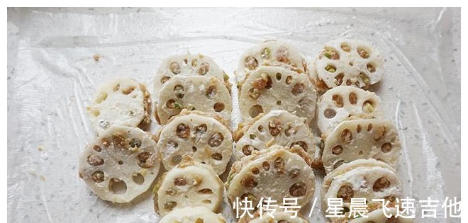 吃法|莲藕大量上市，趁着价格便宜，弄点肉馅炸藕夹，香酥可口，真好吃！