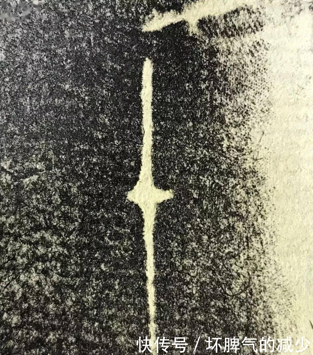 曾侯乙编钟上的书法绝美!!