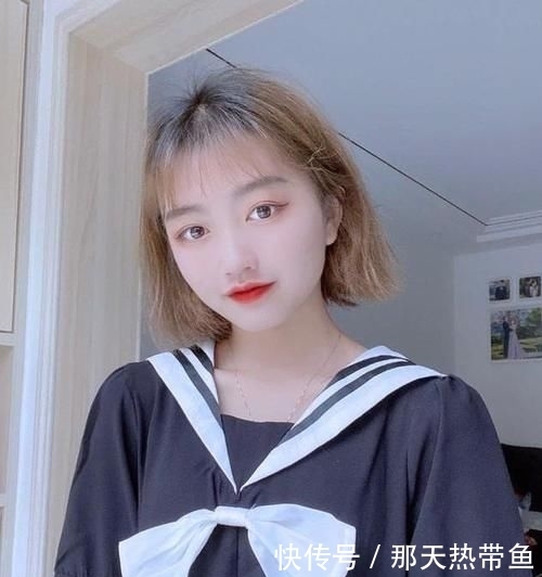 生病|《变形记》神仙妹妹梁小友:因父亲生病辍学,今成网红捞金惹争议