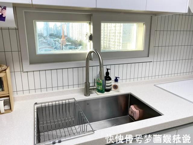 电视柜|90后夫妻坚持自律,新房住三年依旧一尘不染,装修风格引人学习