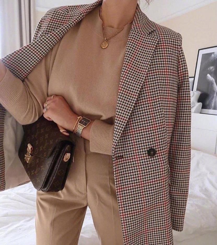 t恤|秋冬纯色西装的穿搭未免老气!格纹西装才是正统,尽显帅气风格