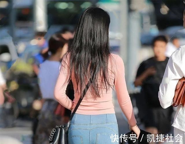 曼妙 身材微胖女士的穿搭，坚持以“束腰”为核心，曼妙身姿不远了！