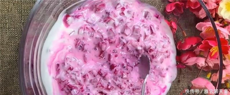 松软|火龙果不要直接吃了,勺子一搅一拌比蛋糕还松软,出锅孩子吃不够