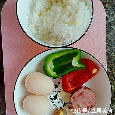 会做这些黄金蛋炒饭，你比大厨都牛气