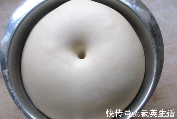 又白又香的包子怎么做?不能只加酵母粉,多加3样,比买的都好吃