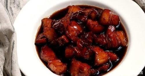 桂皮|红烧肉新做法，不用炒糖色，不用加酱油，以前吃的红烧肉都白吃了