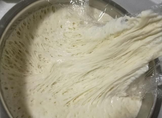  面团|为什么早餐店的馒头总是很香甜？老板：多加这一样，想不好吃都难