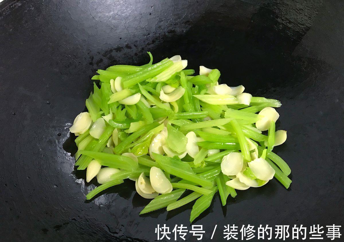 苦瓜|入秋后，丝瓜苦瓜靠边站，应该吃此菜了，口感清脆，润燥效果很好