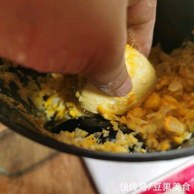 玉米汁|餐桌上最有人气的家常菜之玉米饼