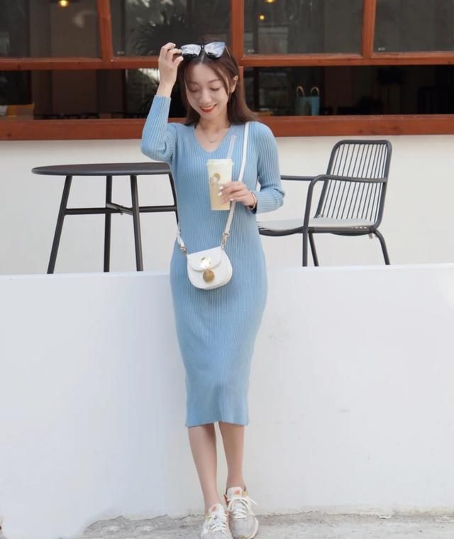 黄黑皮女生穿衣“颜色”很重要，学会这些搭配技巧，显白显气质