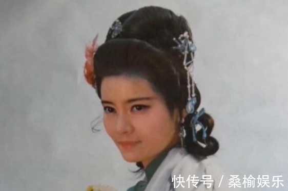 大阴谋|杜十娘死前怒沉百宝箱,不是因为李甲抛弃她,而是发现一个大阴谋