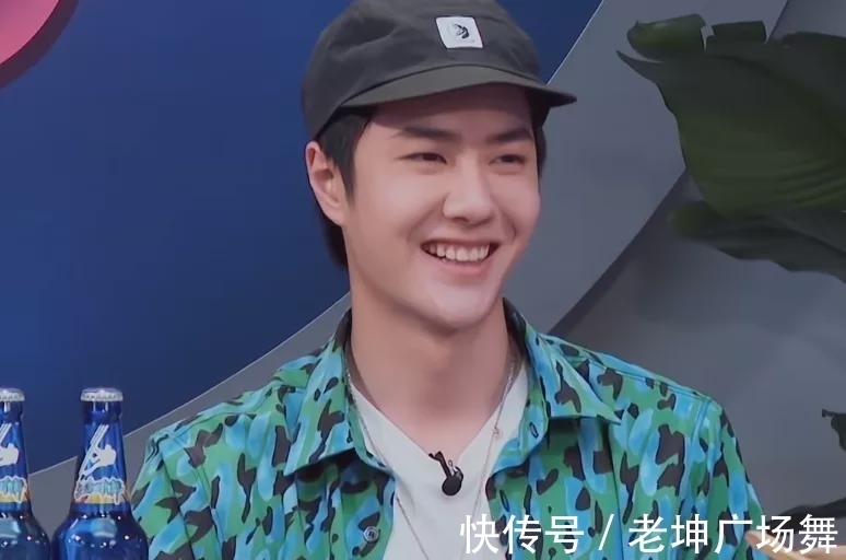 王一博|《街舞4》队长展厨艺，王一博独居吃手抓饼，韩庚婚后常下厨