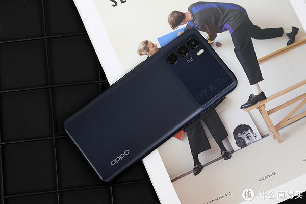 荒野乱斗|真·全能！这台硬核轻旗舰手机你值得拥有，OPPO K9 Pro首发评测