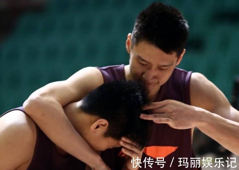 孙悦|中国男篮头号“伪巨星”,拿700万高薪打出白菜水平,还不如老马