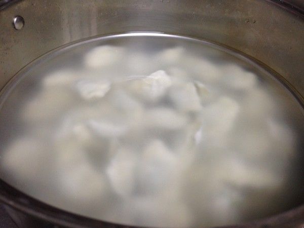 芹菜|秋天包饺子,韭菜芹菜靠边站,一斤2块钱,多汁鲜香全家都喜欢!