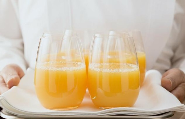 头晕头痛|男人喝完酒，若有3个表现，说明已不适合饮酒，希望这是最后一口