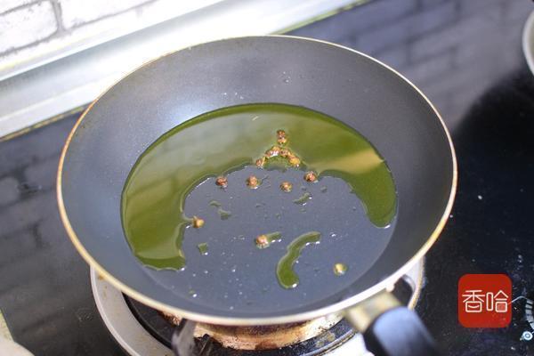 超下饭的莲藕吃法，比肉还抢手，专治夏天没胃口