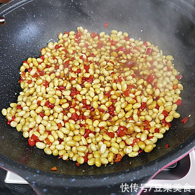 可口好上手的自制黄豆酱，再也不担心吃不上饭了