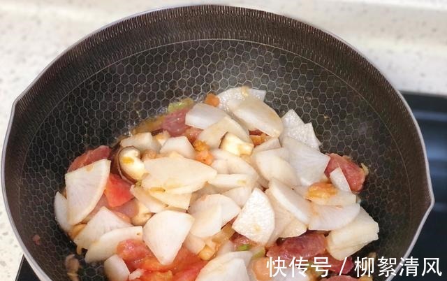 天冷了,分享4道热乎乎家常炖菜,下班回家做一锅,吃着暖和舒服!