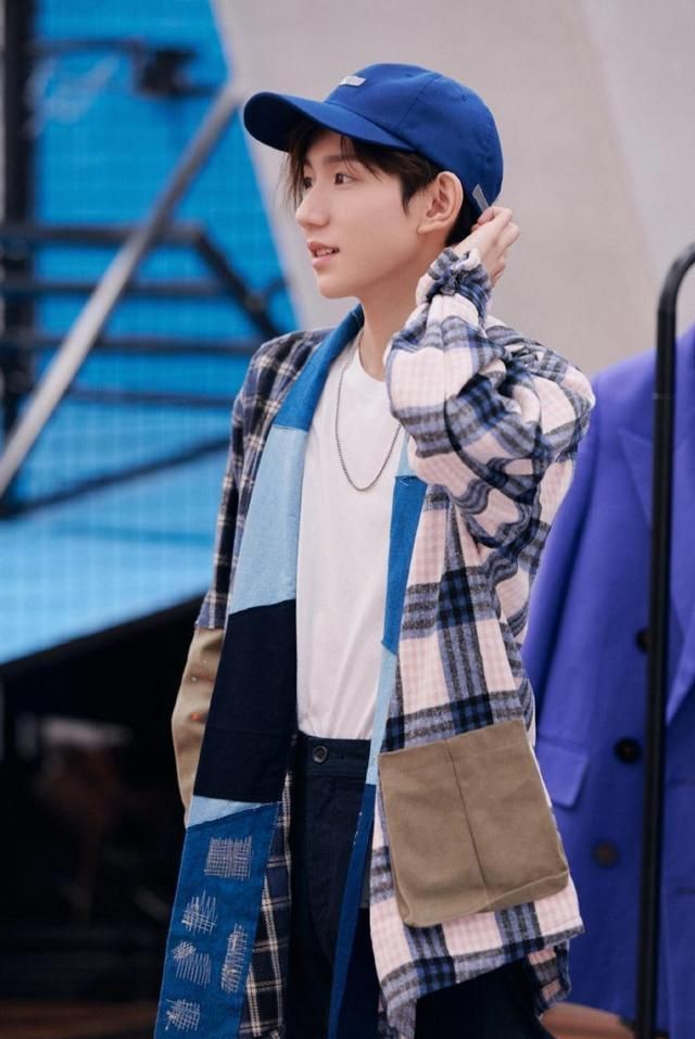 选手|吃货的最高境界！王源以食物类比金曲翻唱，选手的表情亮了