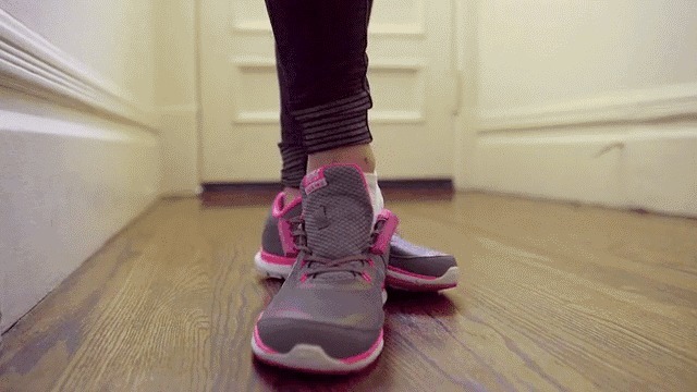 踩屎感|今夏超火的“踩屎感”拖鞋,踩着软,走着轻,速干不臭脚