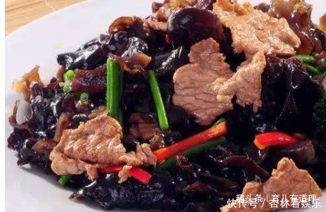 超级下饭的家常菜,做法简单,营养丰富,每次上桌就扫光