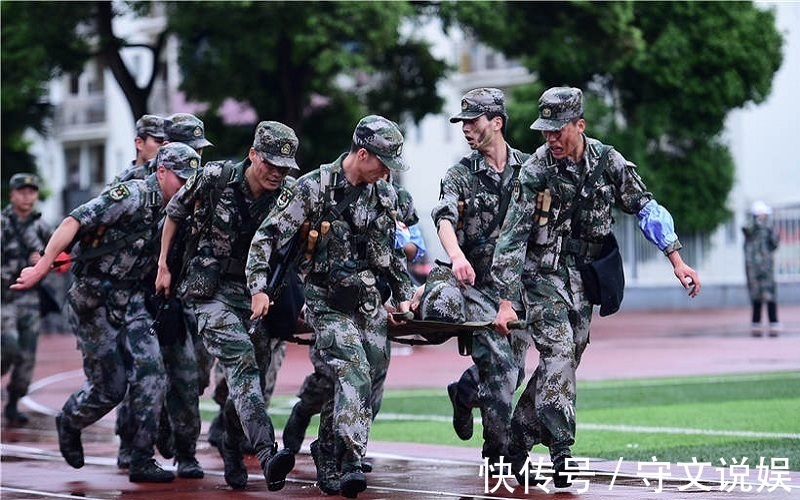 训练|经常跑步的人都患有“跑步膝”,军人却没有,因为一个细节没做到