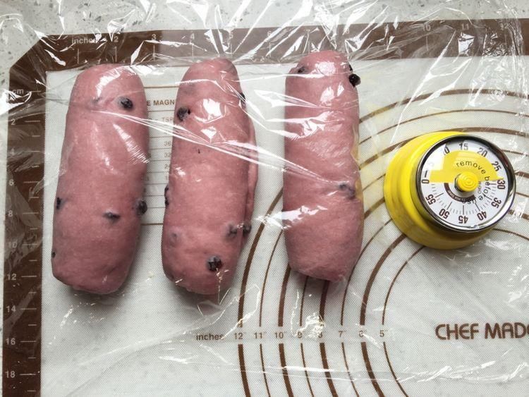 新手容易上手的紫薯蓝莓吐司，1次发酵简单又省事，美味又松软