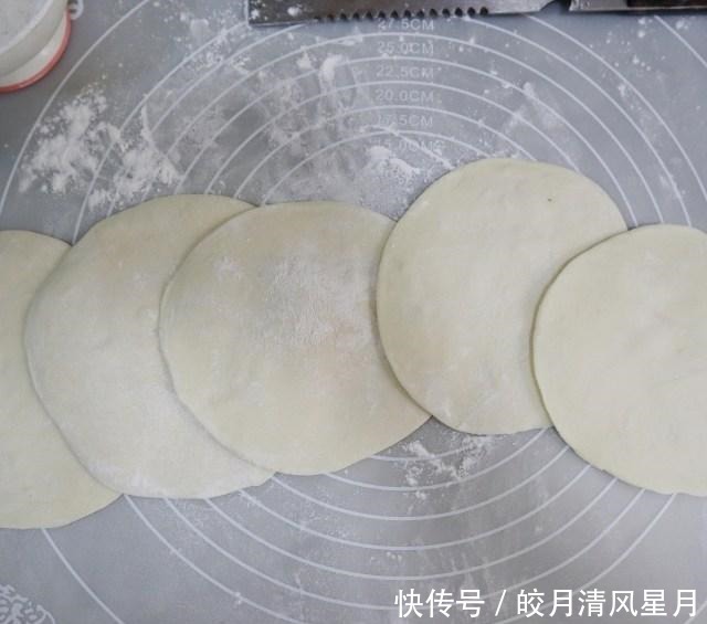 比肉还好吃的白萝卜粉条素包子,松软馅大