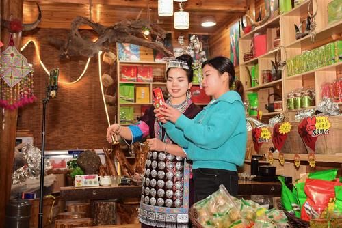 安逸|广西三江侗寨新春民俗引客来