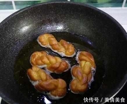 麻花|这道美食小时候经常吃,总算是找到它的制作方法了