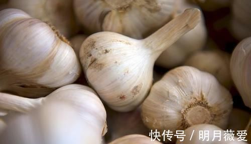 大蒜|高血脂的“天然药”发现了，每天吃一点，清血管，血脂噌噌下降