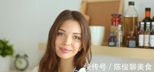 肌肤|女人不想老太快,谨记:“三少”“四多”,可能有助实现逆生长