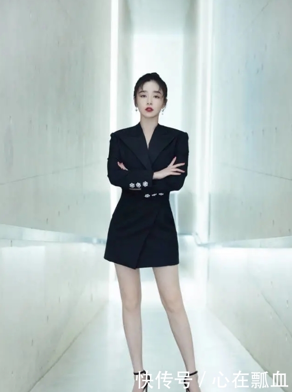 有种|有种“整容”叫分手两年后，纪凌尘还是那个少年，阚清子像换个人