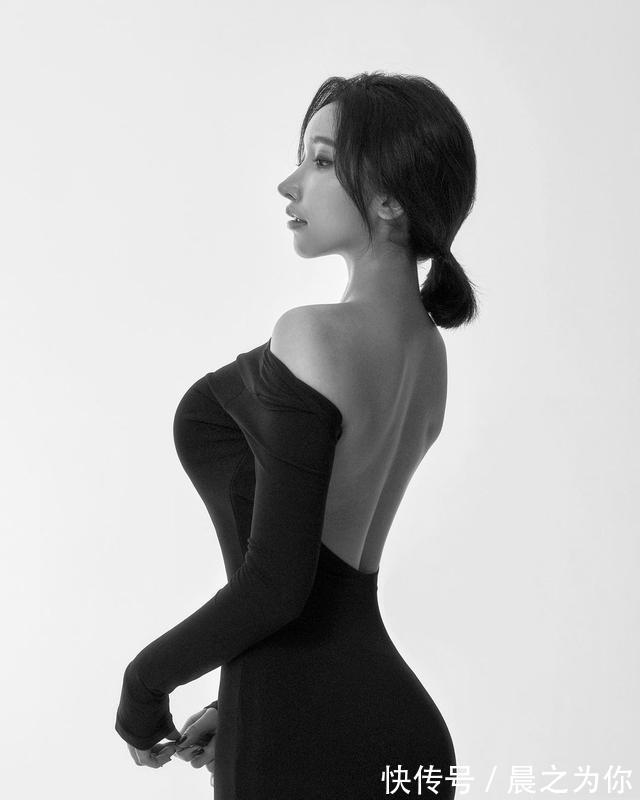 网红|韩国美女健身网红,芙蓉出水背,身材性感撩人,S型身材迷人