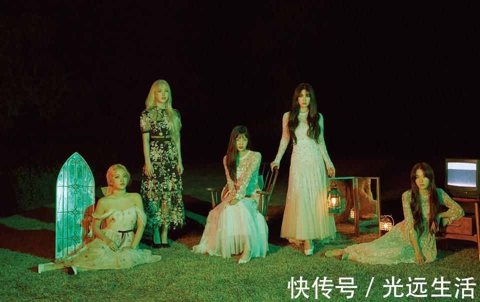 尹钟信|时隔一年，红贝贝终于五人活动，wendy健康归来还有新综艺节目