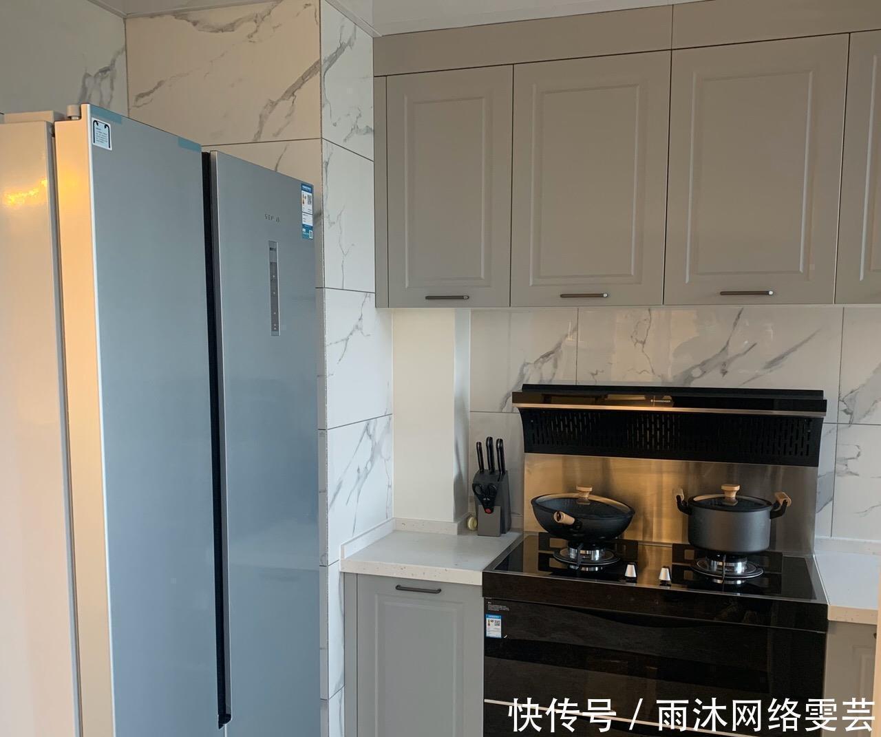 柜子|刚做完保洁的新房，还没家具就很漂亮，电视墙超喜欢，忍不住晒晒