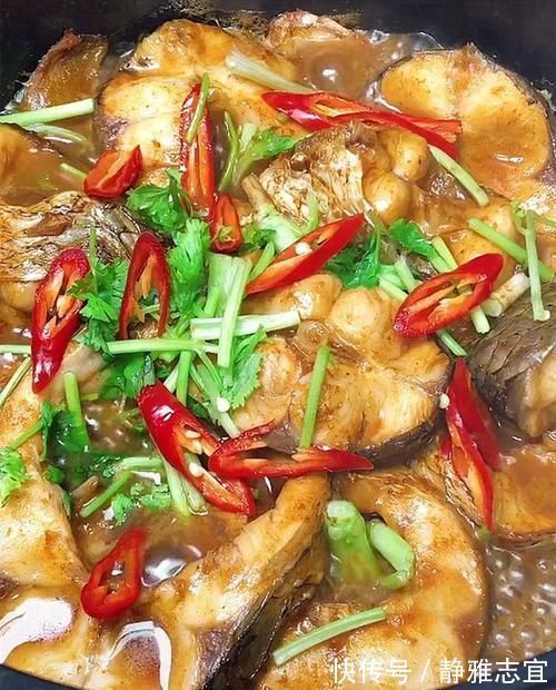 鲜嫩|不管炖啥鱼，不要放醋和酒！大厨教你这样做，鱼肉鲜嫩入味，不腥