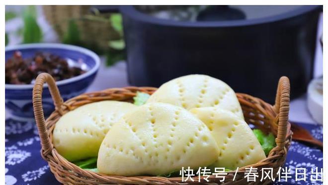 温暖处|宅家20天，用掉了15斤面粉，晒出美食图，网友：南方人变北方