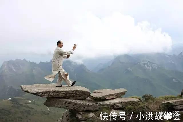 终南山$隐居乱象上万人隐居终南山,真的是远离世俗当地村民却直摇头