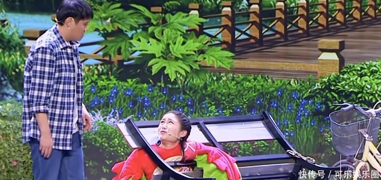 抄袭|欢乐喜剧人耻辱的一天,两个节目被扒抄袭,郭德纲脸上都挂不住了